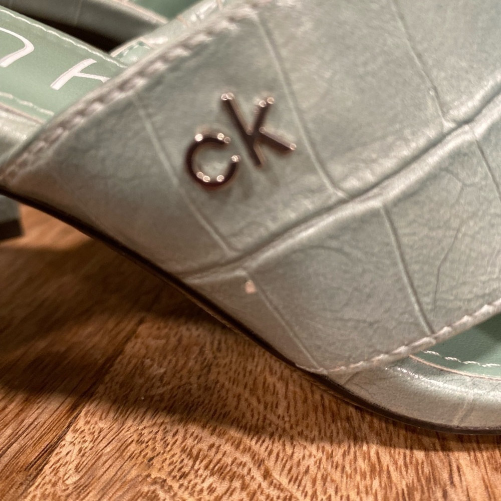Calvin Klein “Carsi” block heel slides size 7.5 - Picture 2 of 9